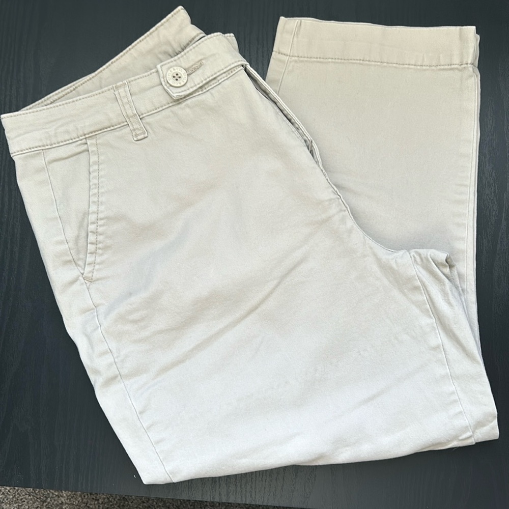 Khaki Capris